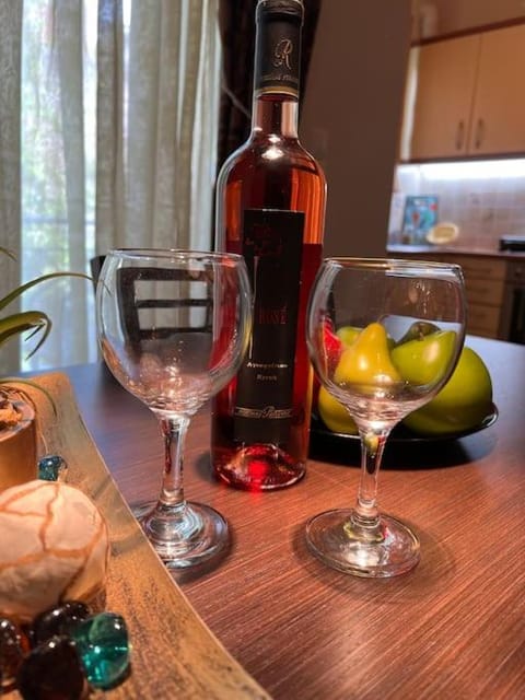 Comfortable apartment at skouze hill Apartment in Athens