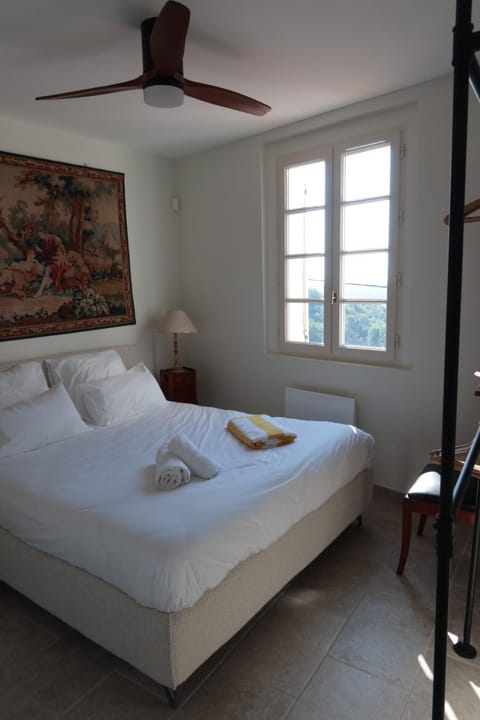 VILLA GALET-Saint Paul de Vence- Côte d'Azur-FRANCE Bed and Breakfast in Saint Paul de Vence