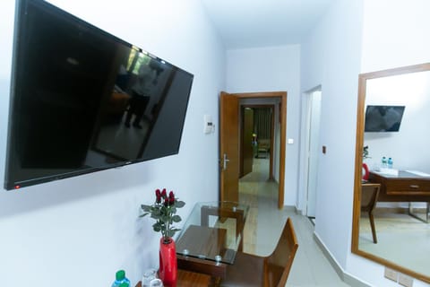 TV and multimedia, Seating area