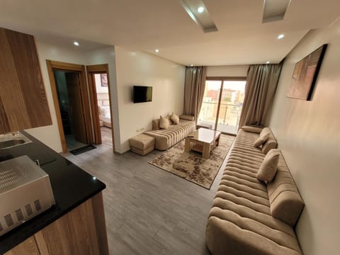 Communal lounge/ TV room, Bed, TV and multimedia, Living room, Bedroom