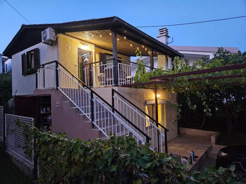 Property building, Balcony/Terrace