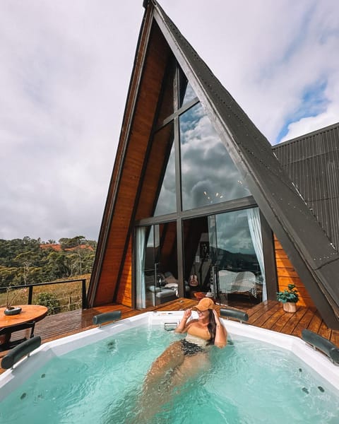 Day, People, Natural landscape, Hot Tub