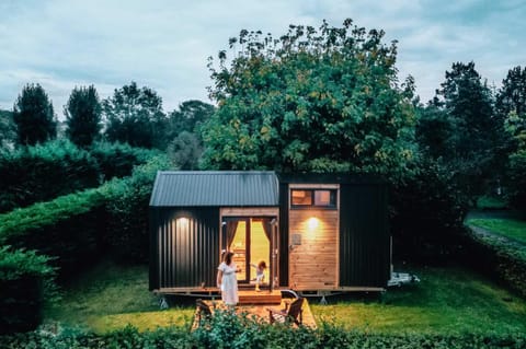 Property building, Patio, Day, Night, Natural landscape, Garden, Garden view