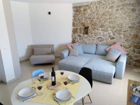 Apartment Porat Drašnice Apartment in Split-Dalmatia County