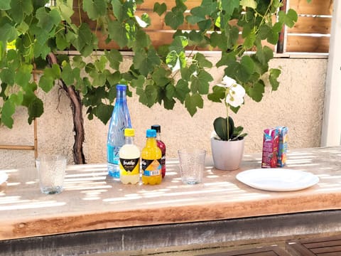 Property building, Balcony/Terrace