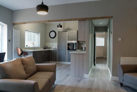 Queensgate Holiday Apartment , Beverley with parking Apartment in Beverley