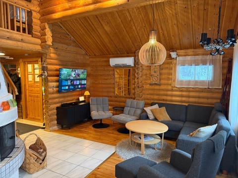 Villa Rukan Honka Chalet in Lapland