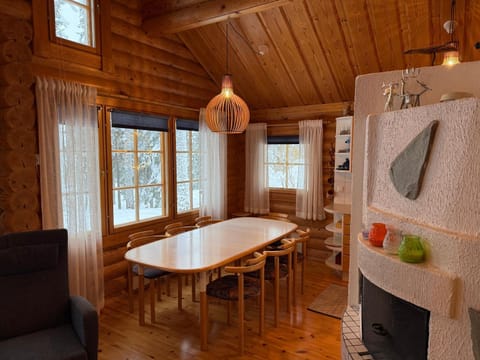 Villa Rukan Honka Chalet in Lapland
