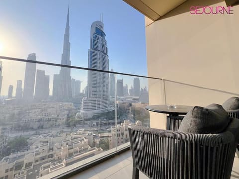 Balcony/Terrace, City view