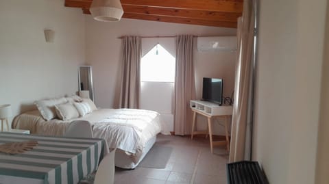 Communal lounge/ TV room, Photo of the whole room