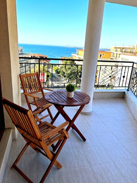 Day, Natural landscape, View (from property/room), Balcony/Terrace, Sea view