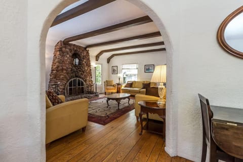 Lovely Tudor Home With Pool & Spa Near Russian River House in Guerneville