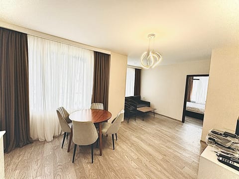 Living room, Seating area, Dining area