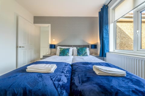 Bed, Photo of the whole room, Bedroom, towels, wardrobe