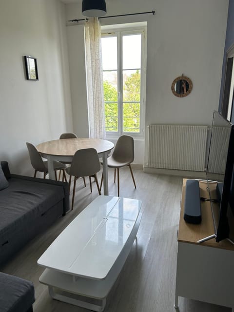 Appartement T3 Centre-Ville Apartment in Bourges