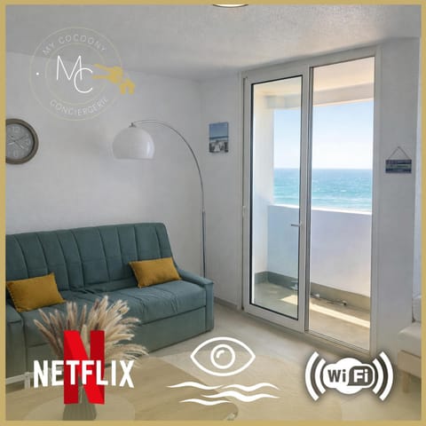 Seating area, Sea view