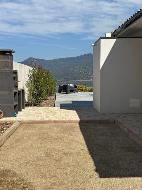 Torriciola location Casa Rocca Villa in Propriano