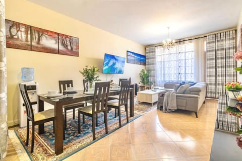 Living room, Dining area