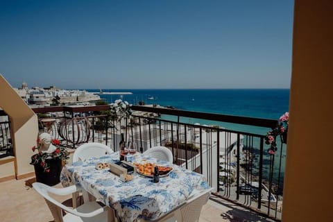 Dining area, Sea view