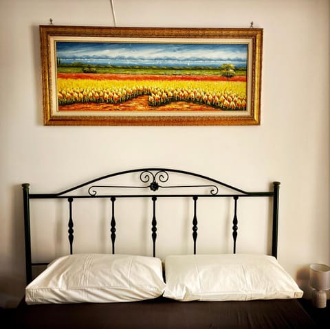 Bed, Decorative detail, Bedroom