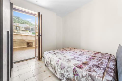 Property building, Living room, Bedroom