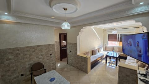 Communal lounge/ TV room, TV and multimedia, Seating area