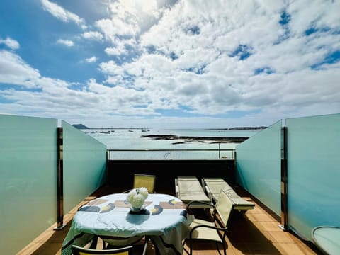 Day, Natural landscape, View (from property/room), Balcony/Terrace, Sea view