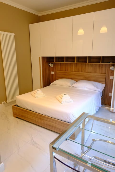 Bed, Bedroom, wardrobe