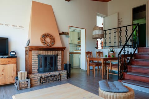 Living room, fireplace