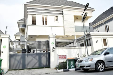 Property building, Parking