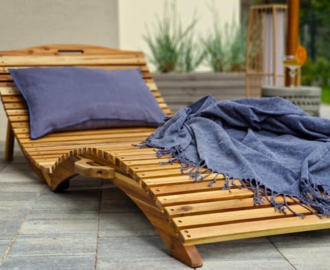 Day, Balcony/Terrace, Seating area, Garden view, sunbed