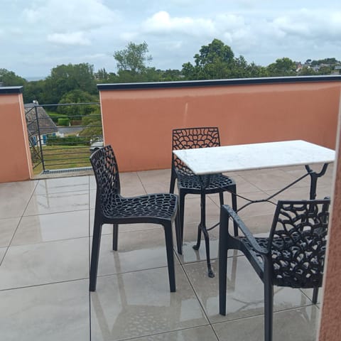 Patio, View (from property/room), Balcony/Terrace