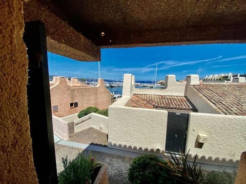 MarinesAppartement, 2min Plage, accès direct port Apartment in Gassin