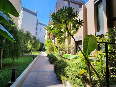 Property building, Garden