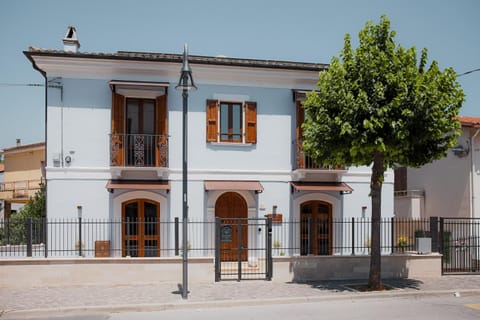 Property building, Day