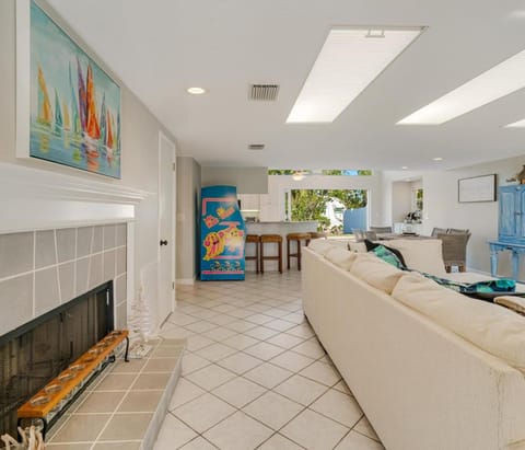 Living room, fireplace