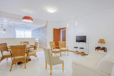 TV and multimedia, Living room, Dining area