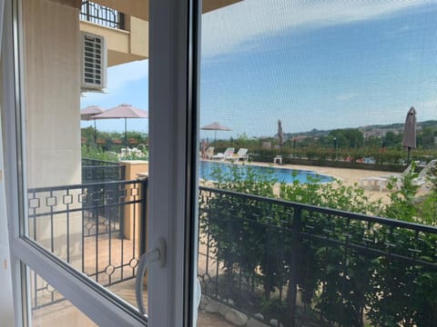 Property building, View (from property/room), Balcony/Terrace, Pool view, Swimming pool