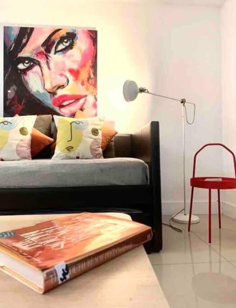 GroveO4 10 min from the Beach Apartment in Coconut Grove