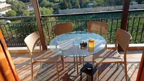 View (from property/room), Balcony/Terrace