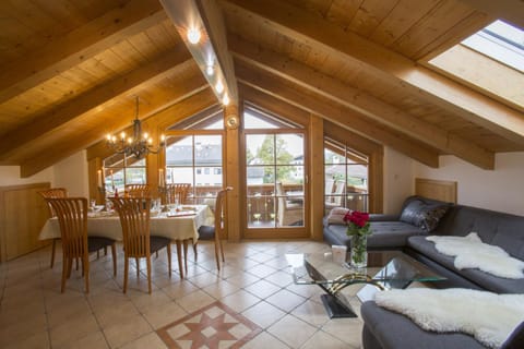 Living room, Seating area, Dining area, Bedroom