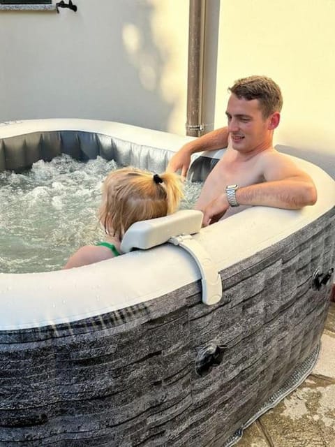 Villetta Grignetta Relax Giardino e Jacuzzi Apartment in Varazze