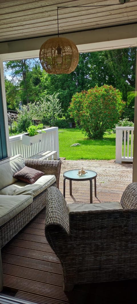 Balcony/Terrace, Garden view