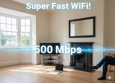 Comfy Home King Size Bed close to Asda & Sefton Park, Very Fast WIFI! House in Liverpool