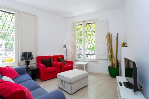 TV and multimedia, Living room, Seating area