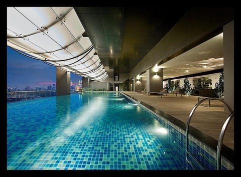 Night, Swimming pool