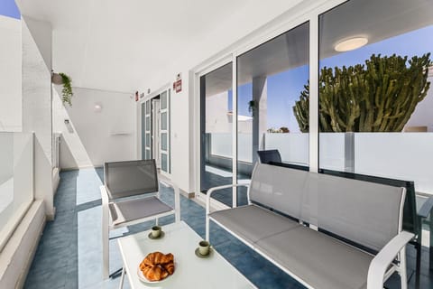 Home2Book Cute Alexia Puerto del Carmen, Terrace Apartment in Puerto del Carmen