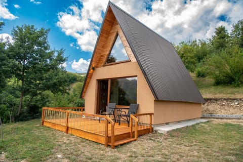 Viewpoint cottage Poscenje House in Montenegro