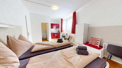 Shower, Toilet, Bed, TV and multimedia, Coffee/tea facilities, Kitchen or kitchenette, Photo of the whole room