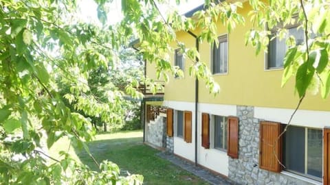 Villa Rosandra Pizzorne Apartment in Emilia-Romagna